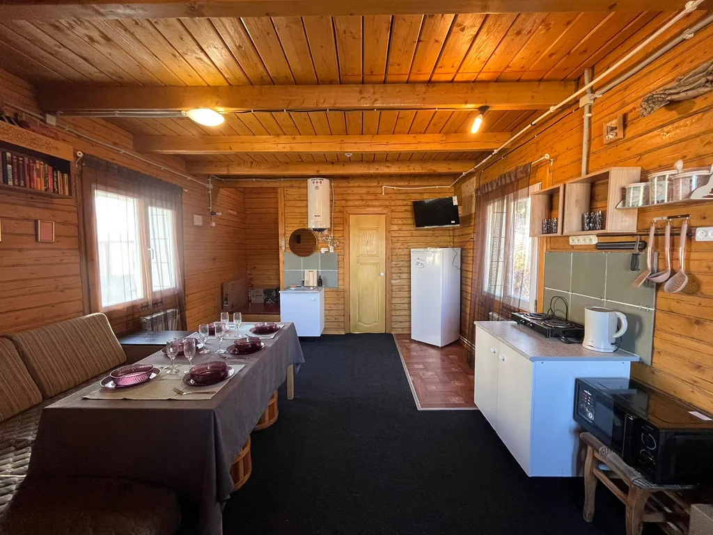 Коттедж Дом в самом центре горы, 300 метров до подъёмника — аренда посуточно в Шерегеш