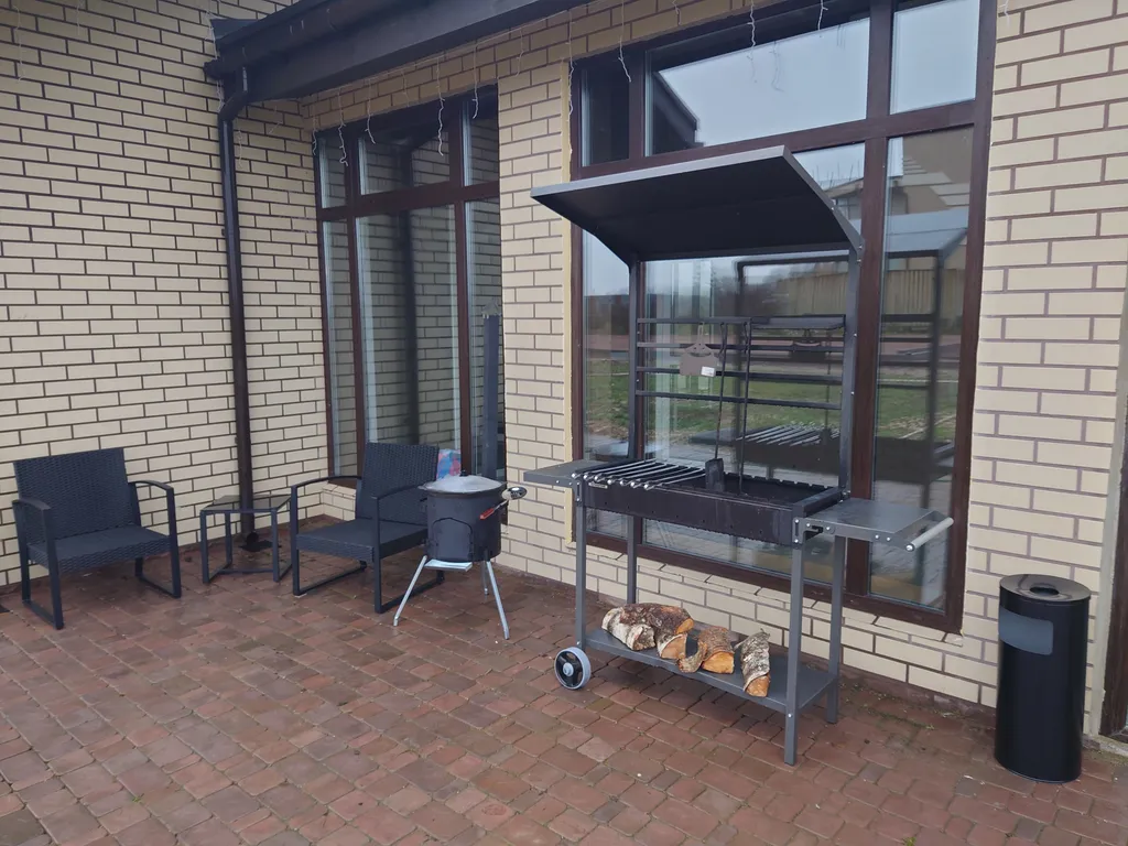 Дом с баней и бассейном на большую компанию