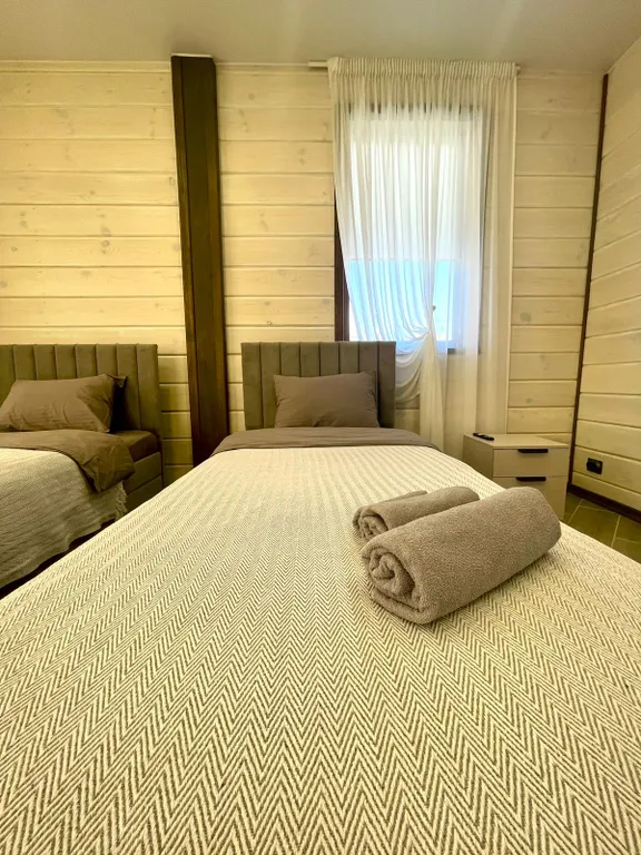 4-комнатный Дом