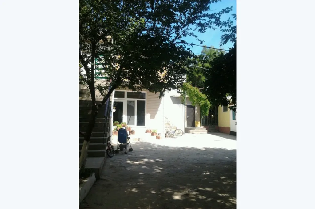 Квартира 2-комнатная Квартира — Евпатория