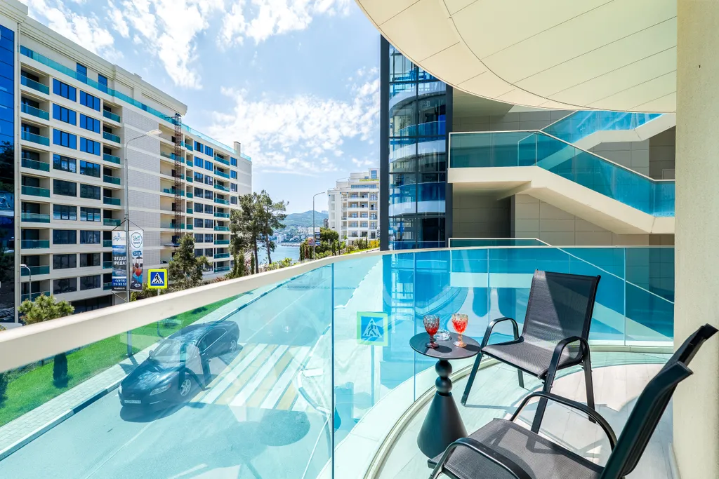 Видовые апартаменты с видом на море