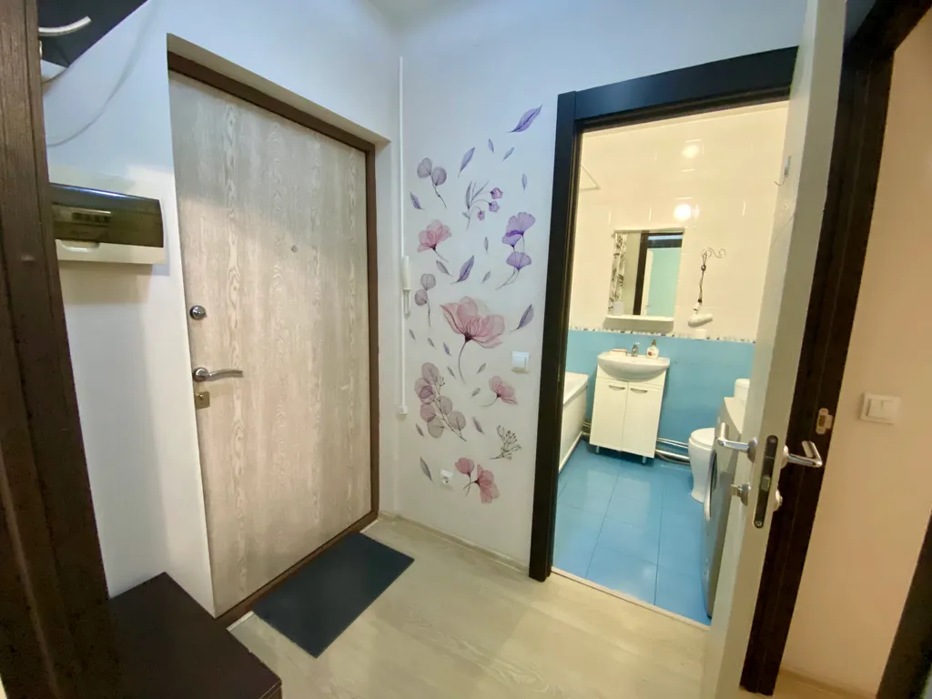 Уютная квартира с прекрасным видом на город в огнях