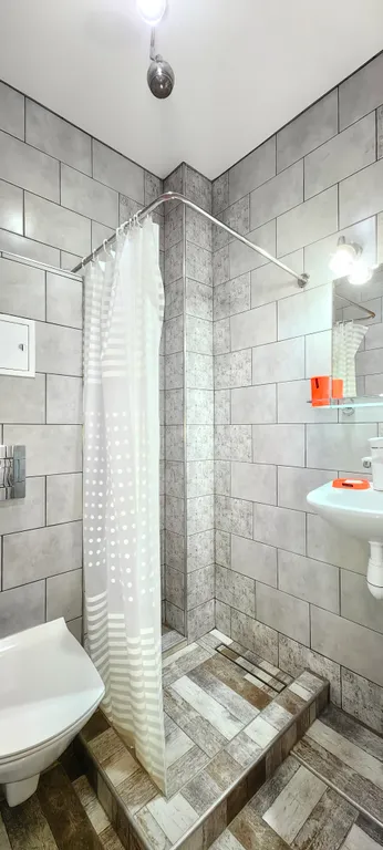 Уютная студия с балконом, отоплением, кухней, стиралкой, беседкой, парковкой