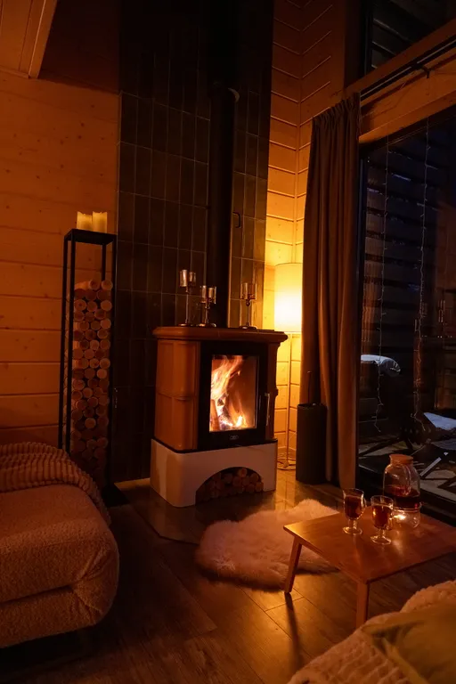 Дом с камином