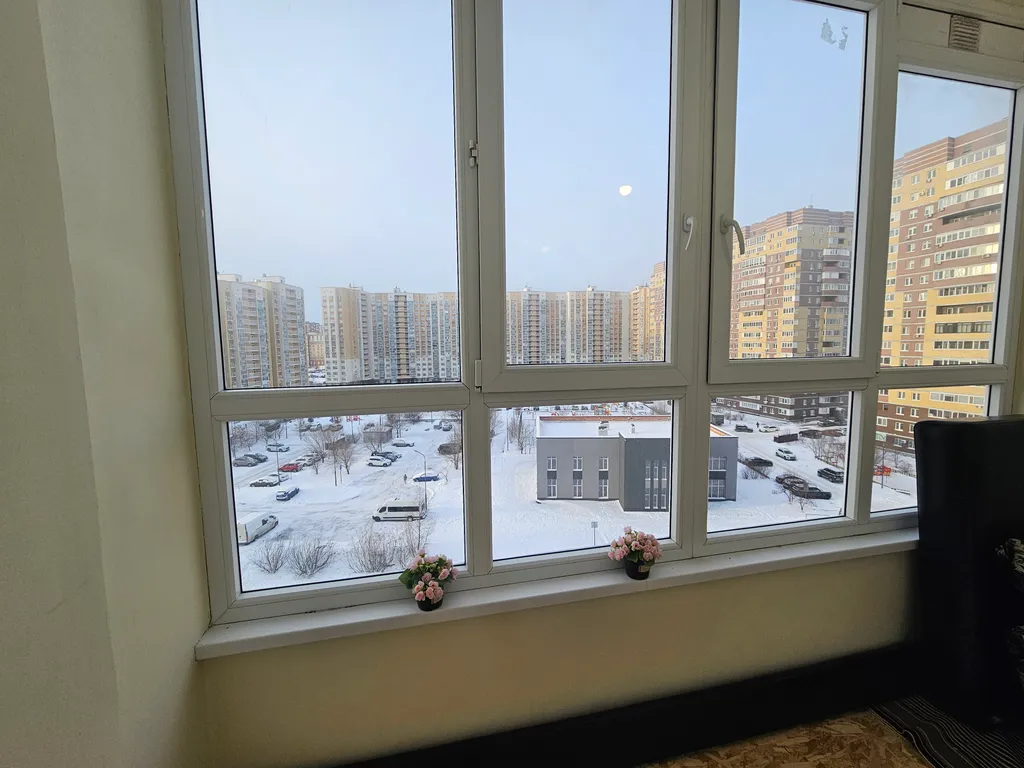 Квартира возле ТЦ Кристалл