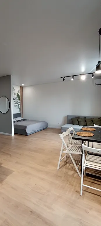 Квартира Квартира Дизайнерская студия — Цемдолина