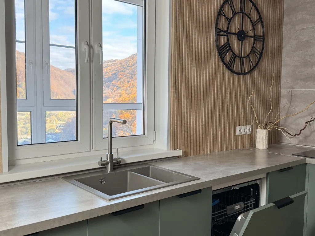 Апартамент с видом на горы