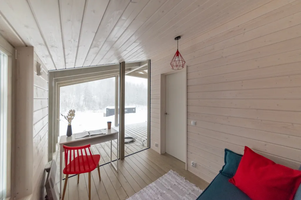 Новый дом с умной баней и персональным видом на лес и реку