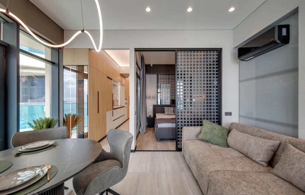 Видовые апартаменты с балконом