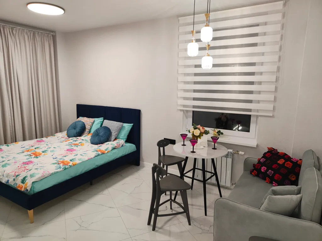 Светлая студия