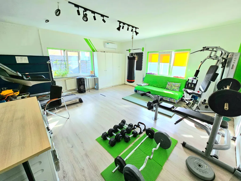 Квартира Квартира Студия в новом доме в тихом районе — Цемдолина