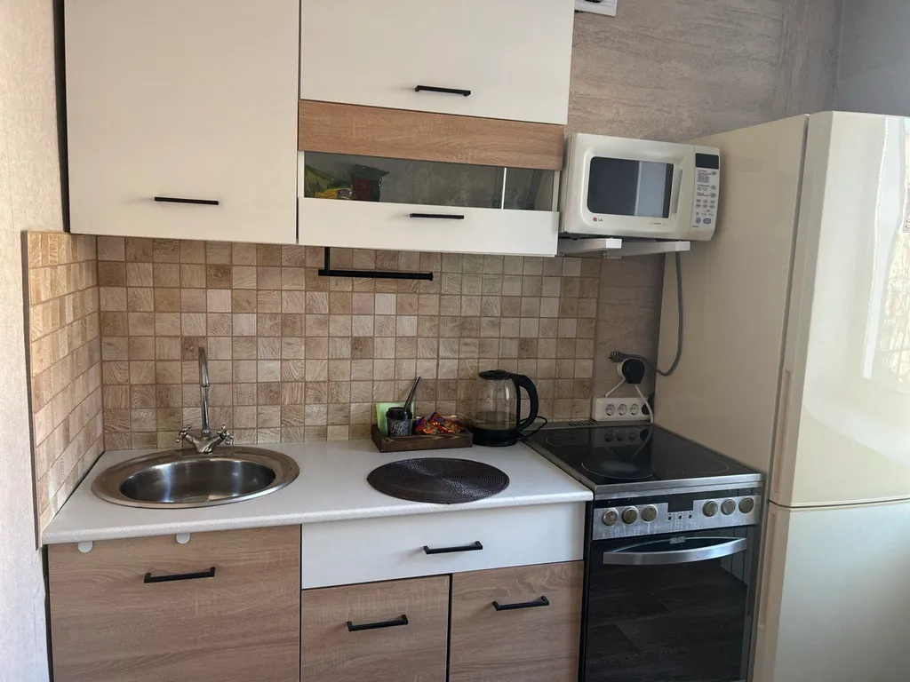 Уютная квартира в центре города и рядом с трассой М-255 Сибирь