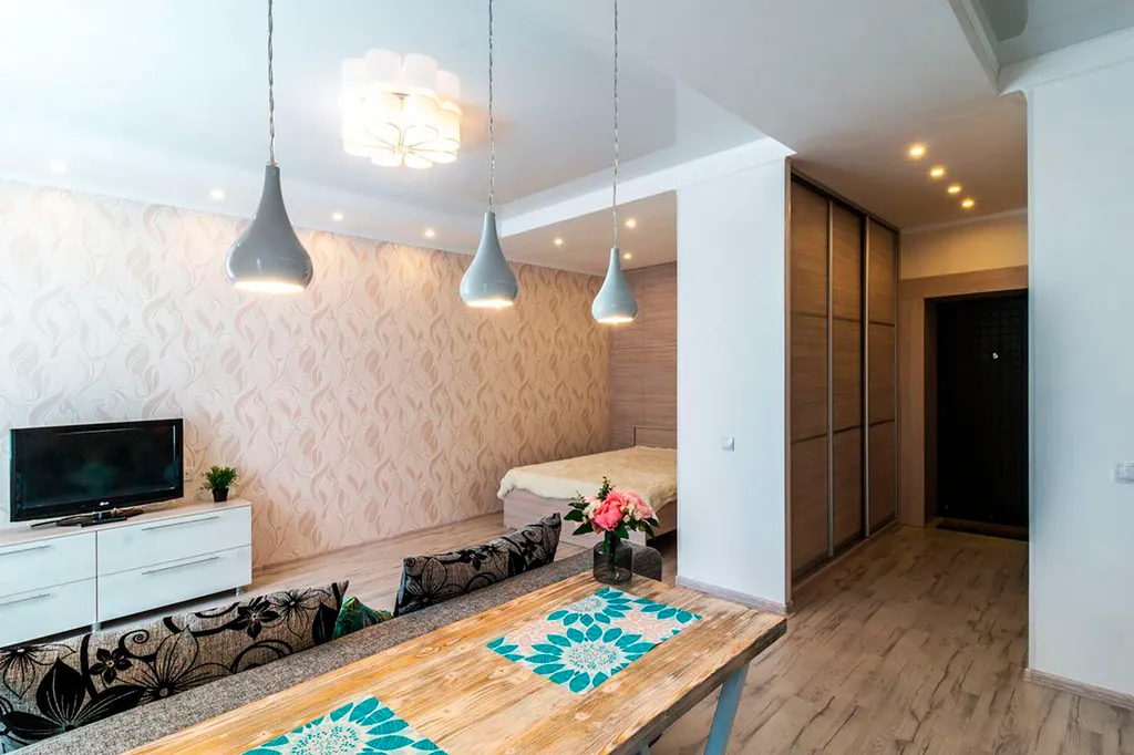 Квартира Студия в центре города, зеленый остров — аренда посуточно в Омск