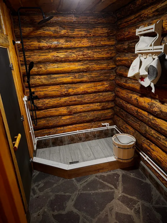 Дом с баней и чаном