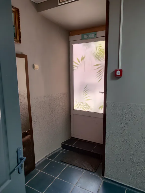 Тропикана в 50 метрах от моря