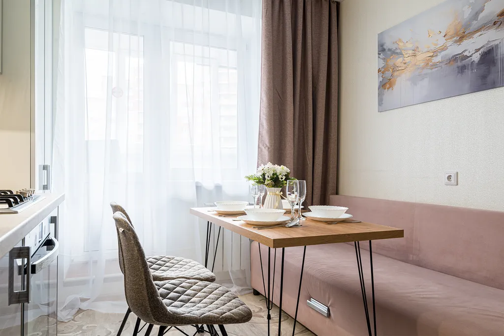 В зеленом микрорайоне Университет, гостиничный сервис, бесконтактно