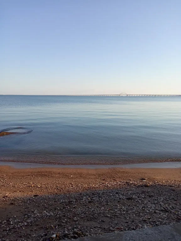 Апартамент с видом на море и Крымский Мост