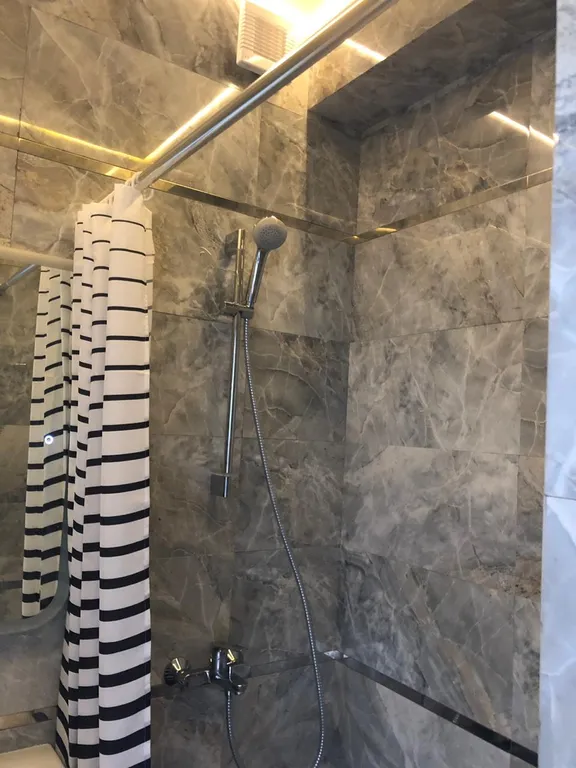 Квартира 3-комнатная Квартира — Малый Маяк