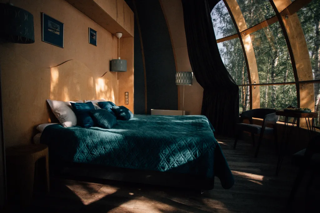 Сфера Orto с камином и видом на реку