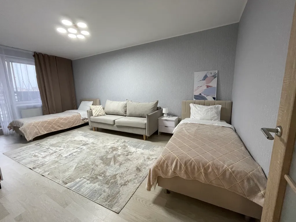 Просторная квартира с лоджией в центре курорта Завидово — аренда посуточно в Мокшино