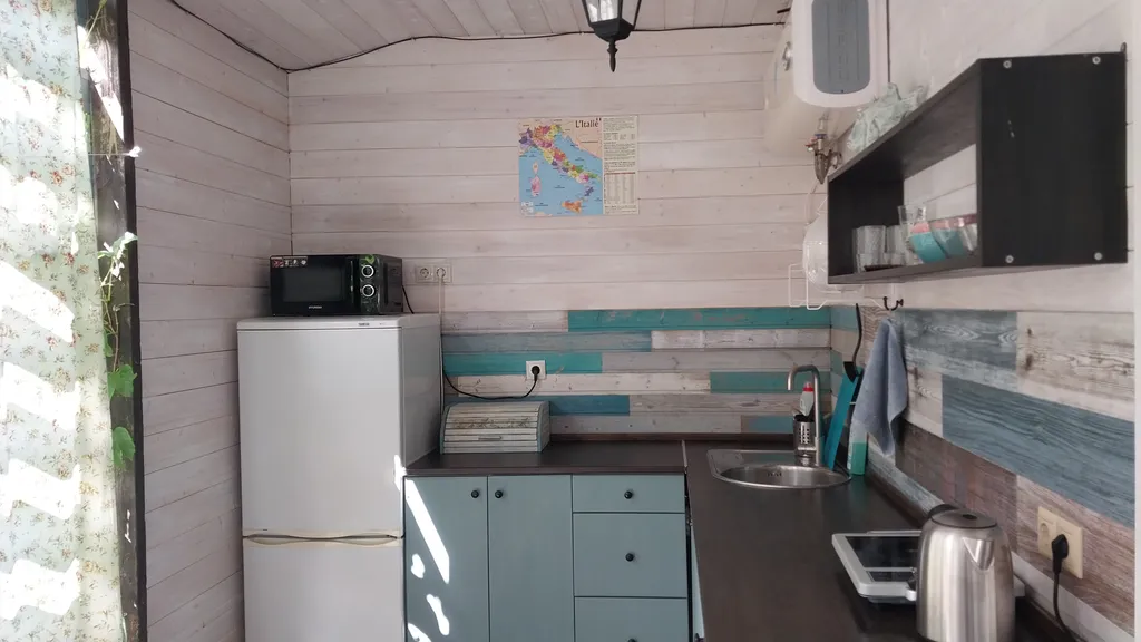 Домик с удобствами и кухней Персиковая поляна