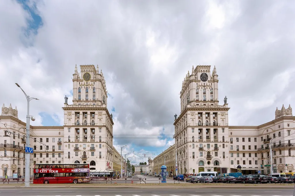 Квартира Квартира Тихий центр у метро ЦУМ, заезд 24/7 - 5 мин метро пл. Я.Коласа — Минск