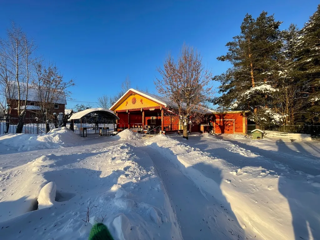 Гостевой дом для большой компании на берегу озера