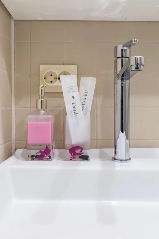 J&N Apartments Однокомнатные апартаменты с балконом