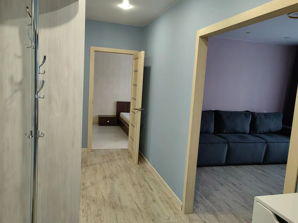 Квартира Уютная двухкомнатная квартира напротив ТЦ Зеленый — Красноярск