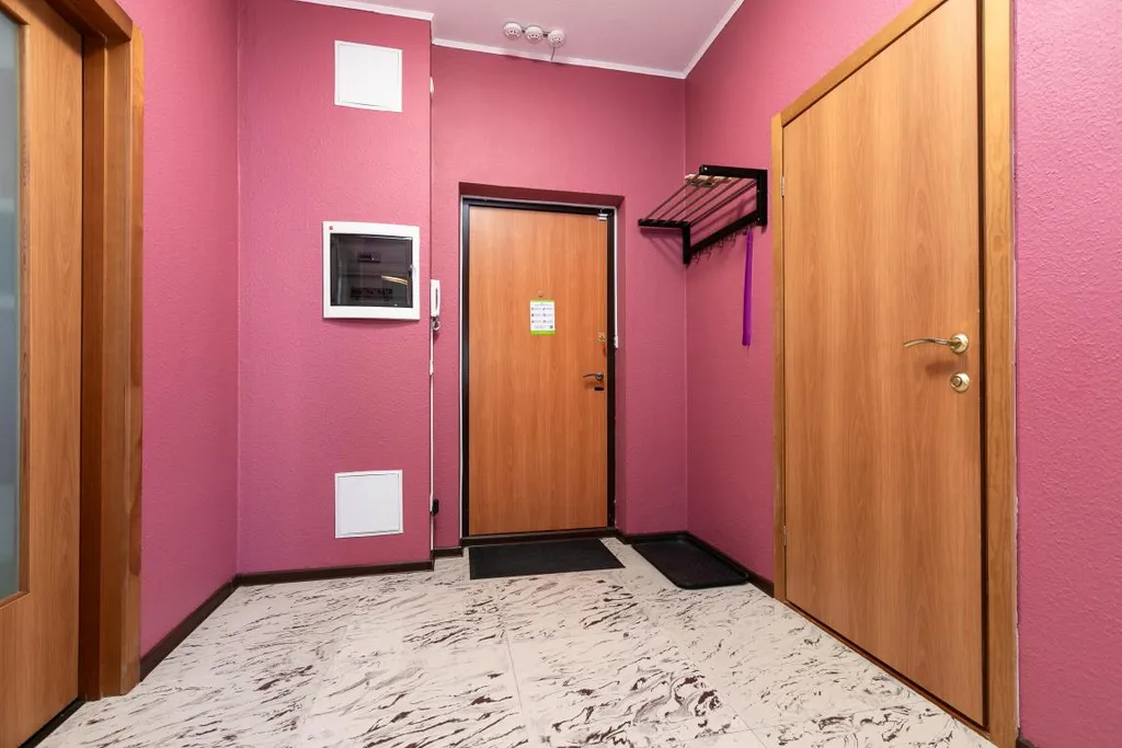 Квартира Квартира Евродвушка рядом с ТЦ Мегаполис и Южным Автовокзалом — Екатеринбург