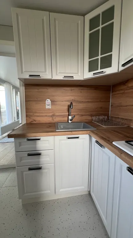 Дом прованс в саду