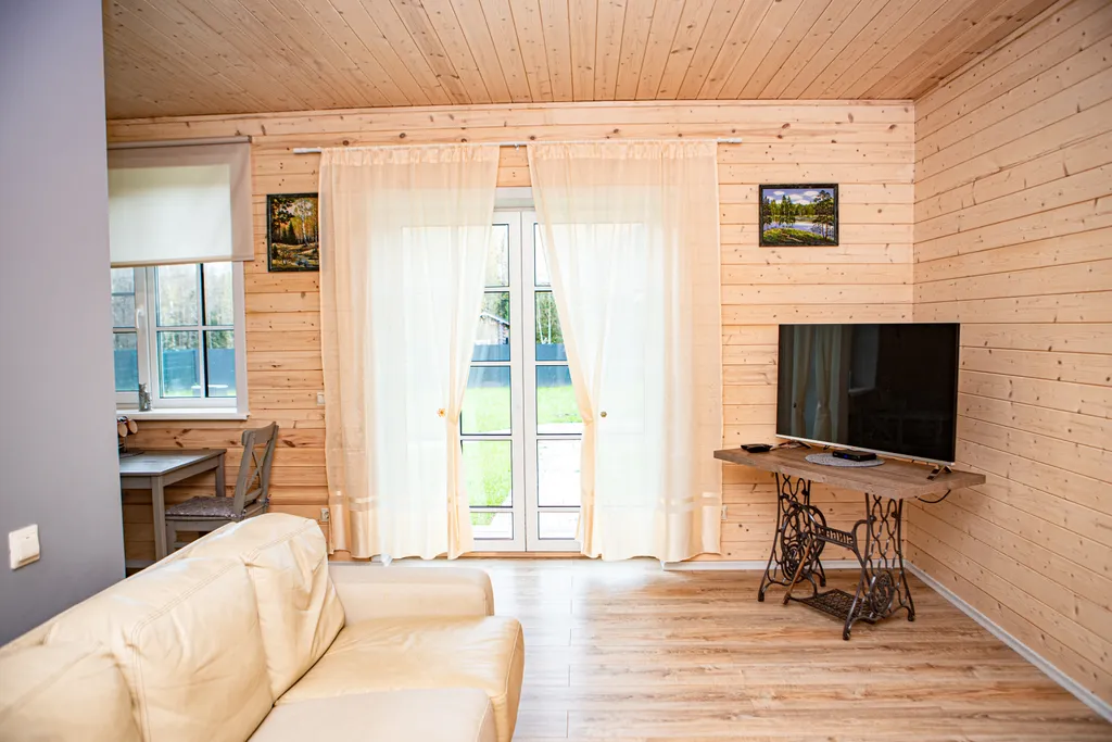 Загородный дом в тихом красивом месте