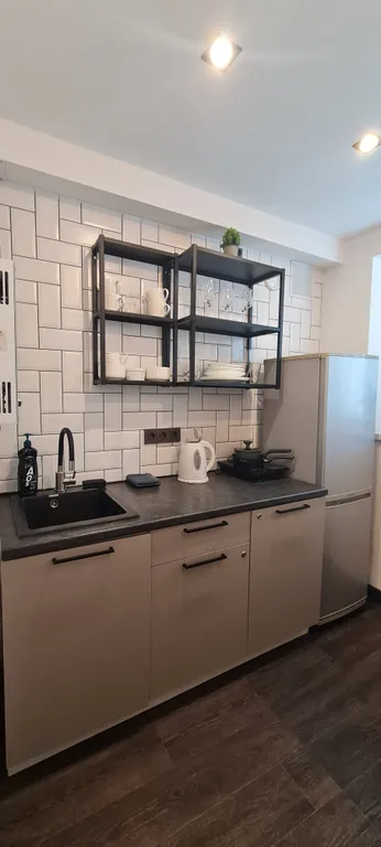 Уютная квартира со свежим ремонтом в центре города — аренда посуточно в Псков