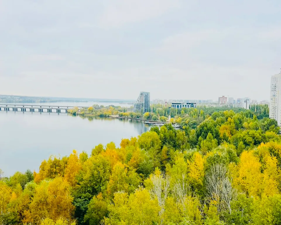 Студия с дизайнерским ремонтом