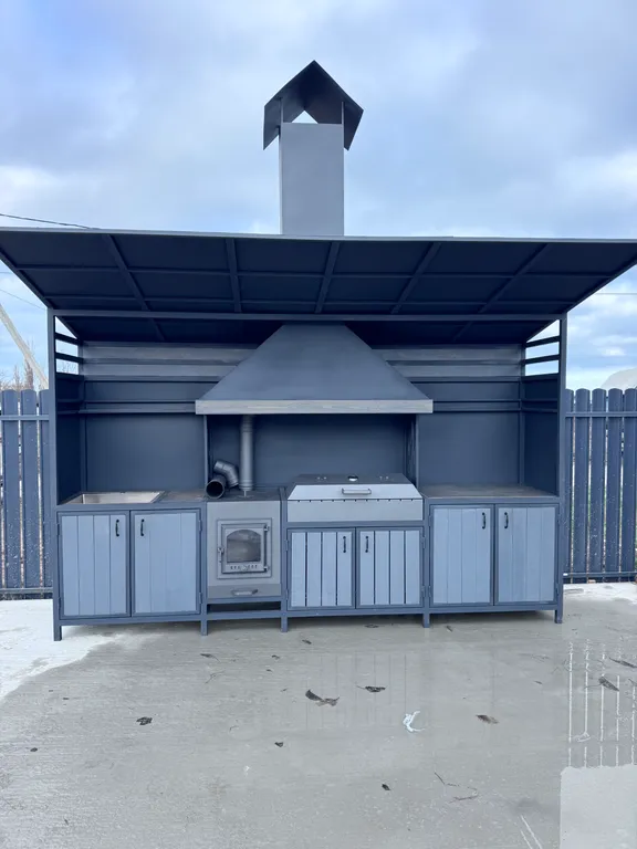 Коттедж Коттедж Barn House на берегу моря — Кучугуры