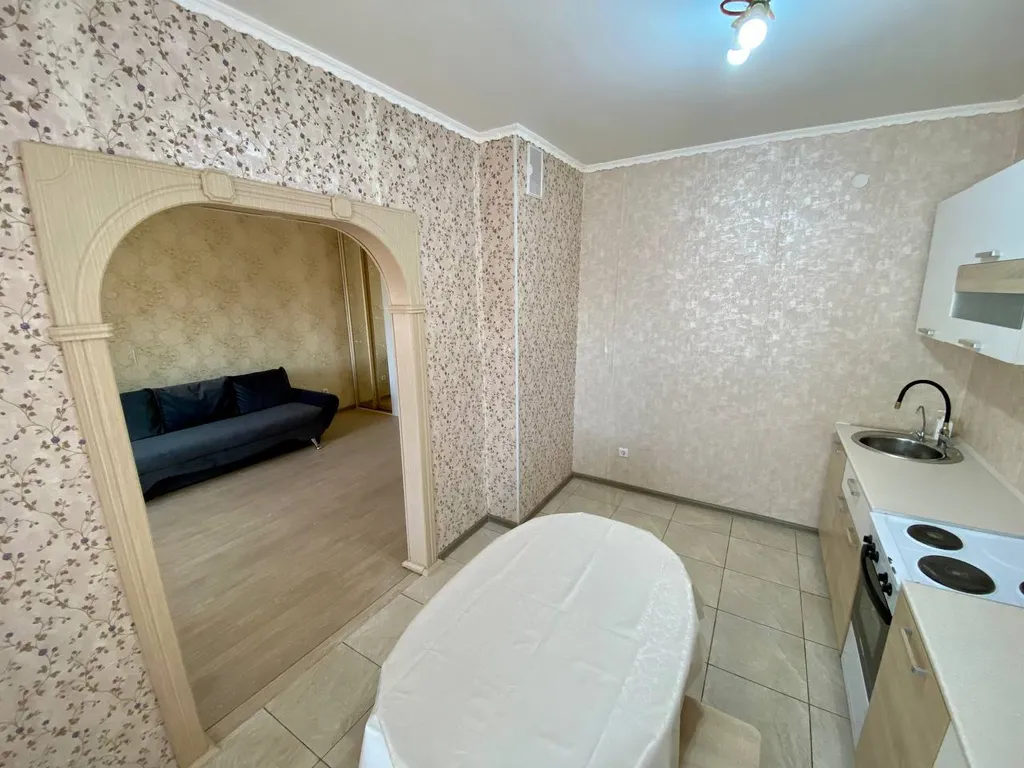 Большая квартира на Пояркова