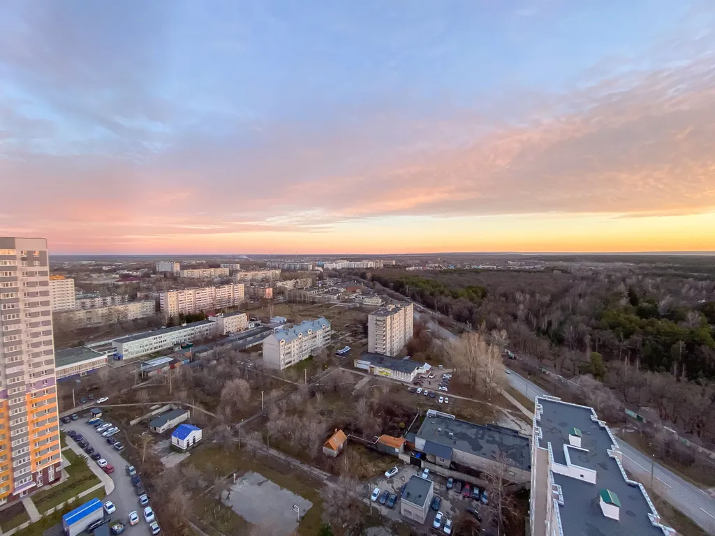 Квартира с большим ТВ у Суворовского училища