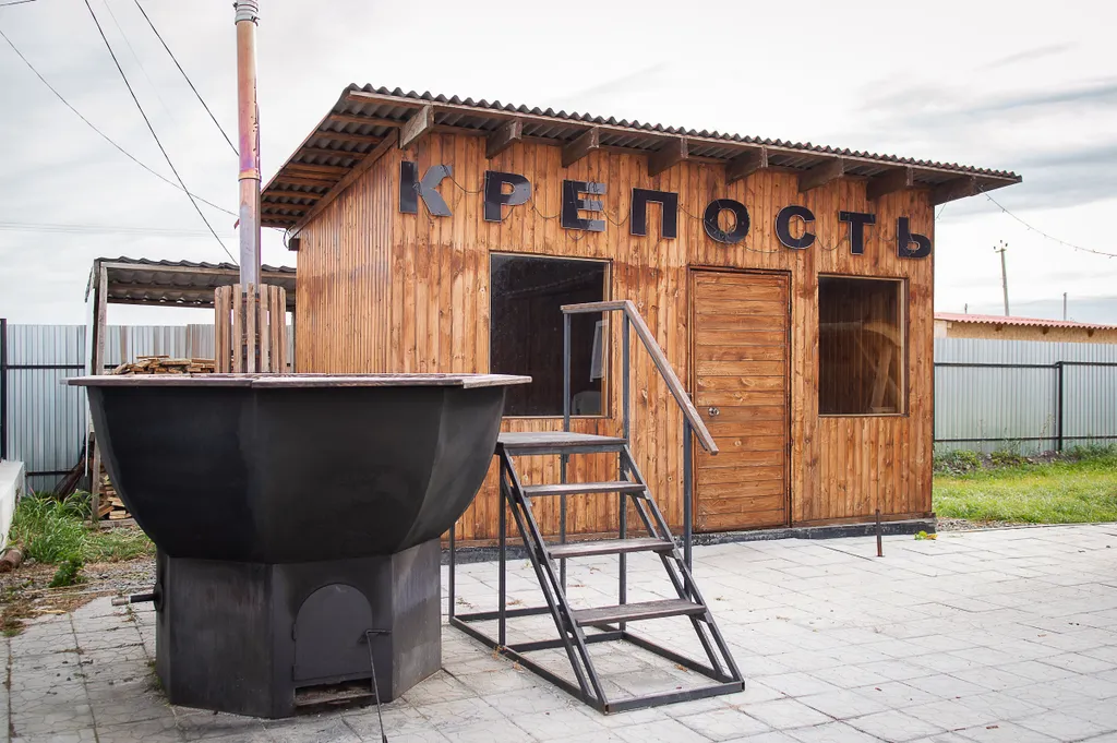 Загородный дом крепость