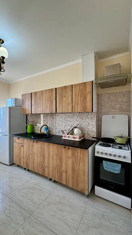 Квартира 3-комнатная Квартира у пляжа Марнеро — Сухум