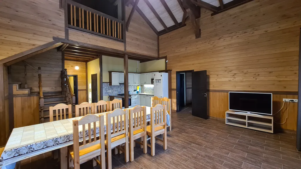 4-комнатный Дом