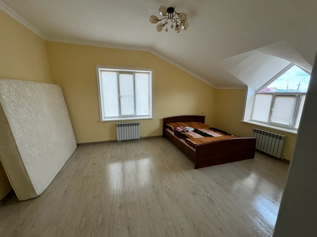 6-комнатный Дом