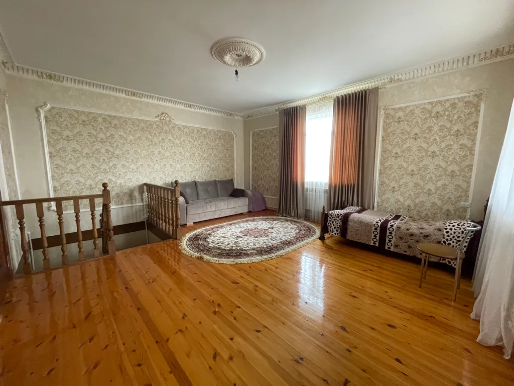 5-комнатный Дом