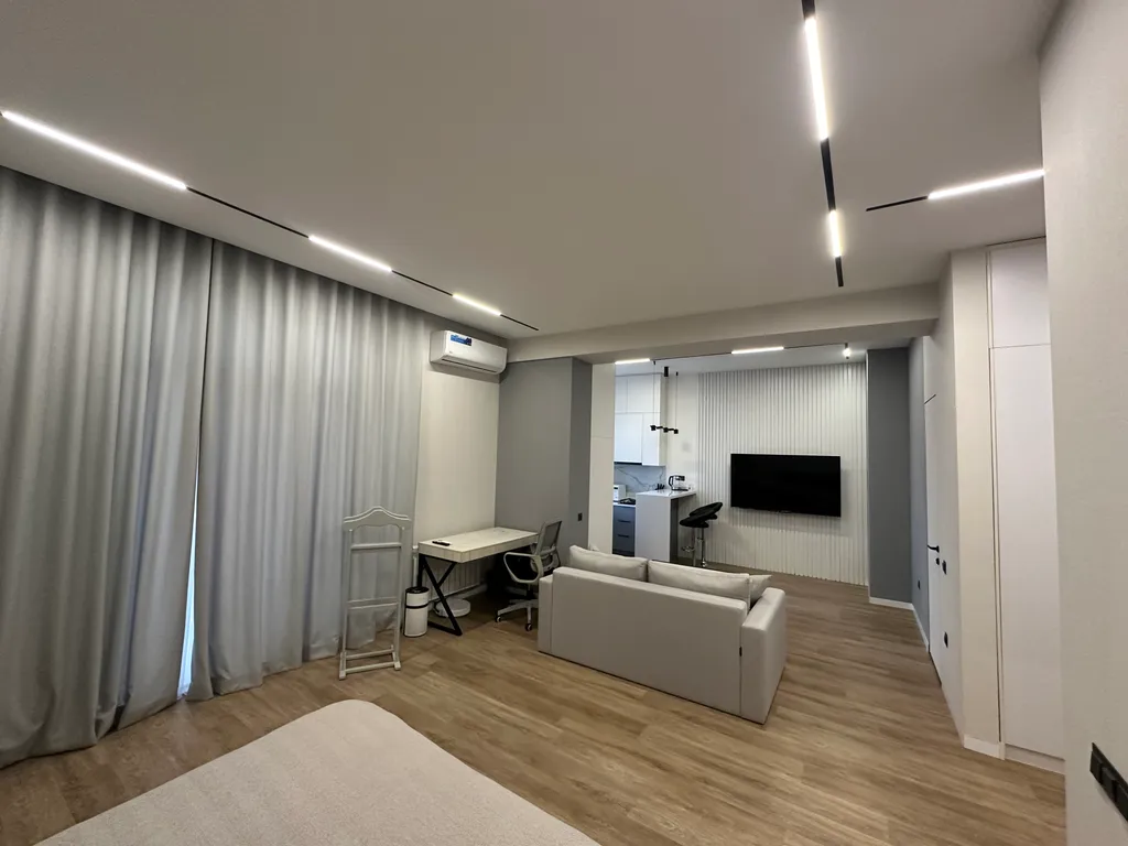 Minor-River apartment