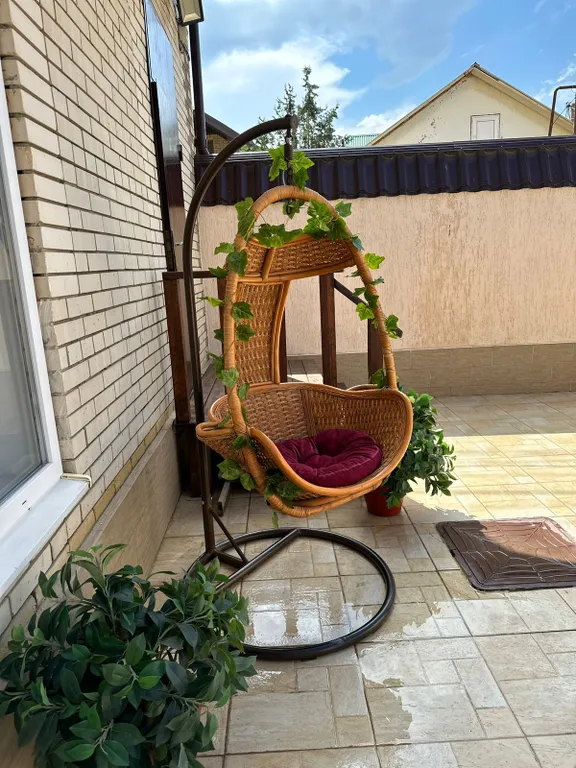 Уютный дом на берегу моря