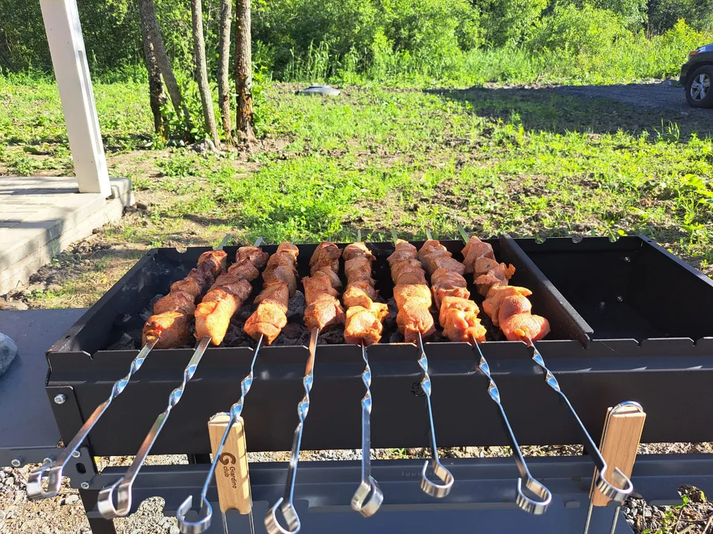 Новый современный дом с сауной и террасой