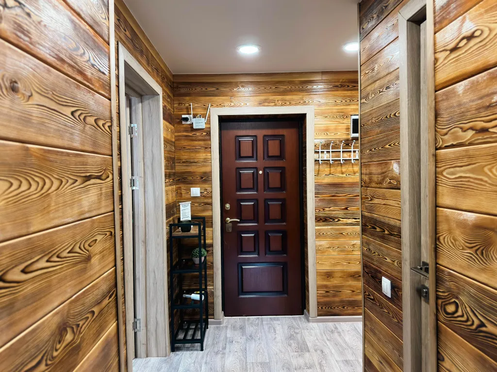 Квартира с видом на историческую часть города, церковь, озеро