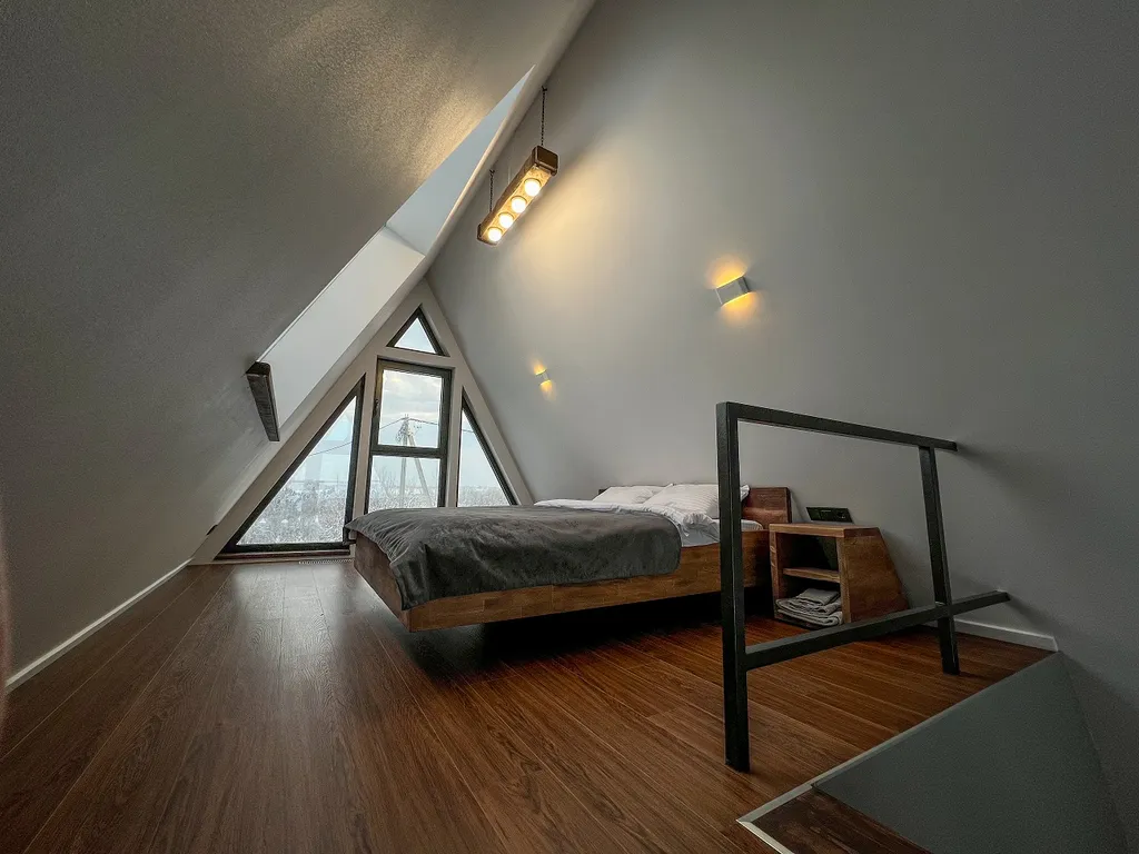 Хабарский треугольник - дом на горе с видом на реку