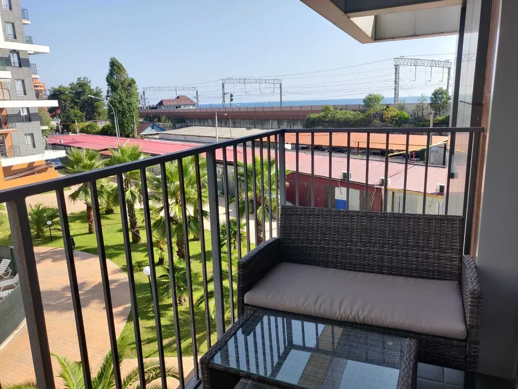 Семейный отдых у моря. Евротрешка до 6 гостей. Бассейн на территории.