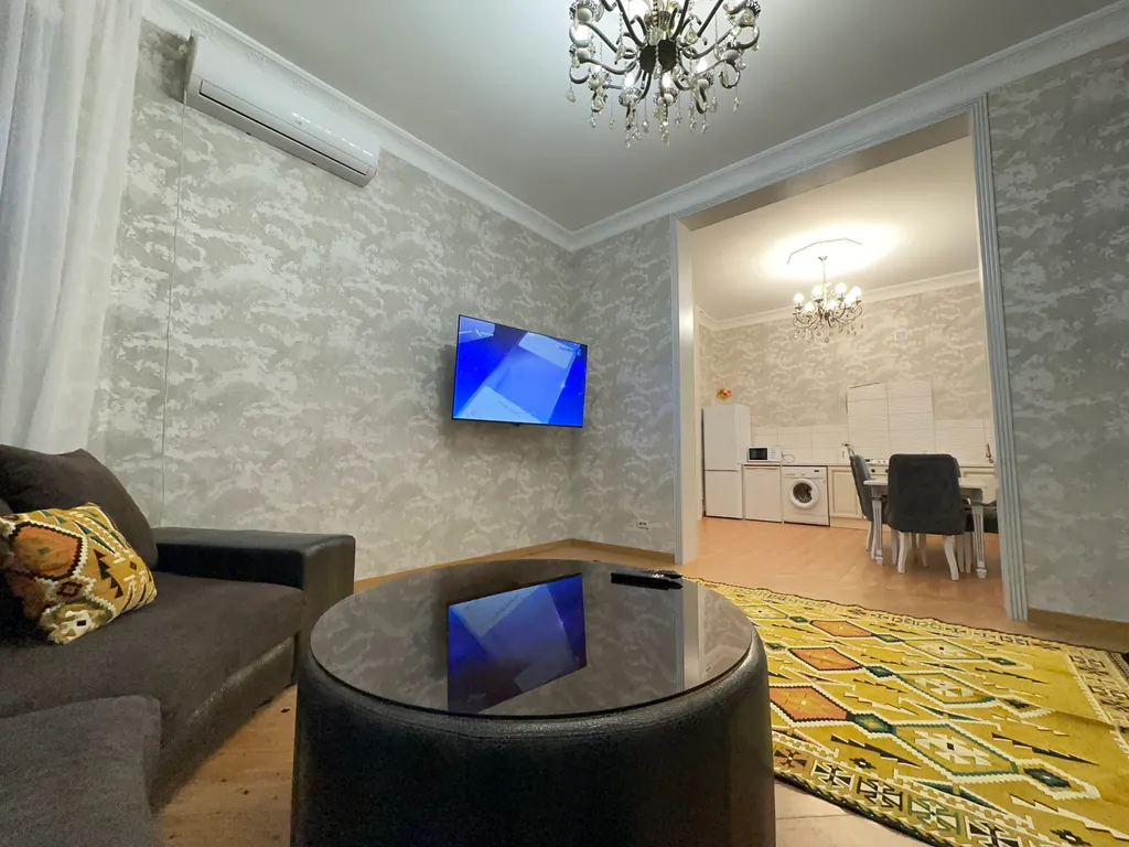 Большой 3х-этаж. дом на берегу моря