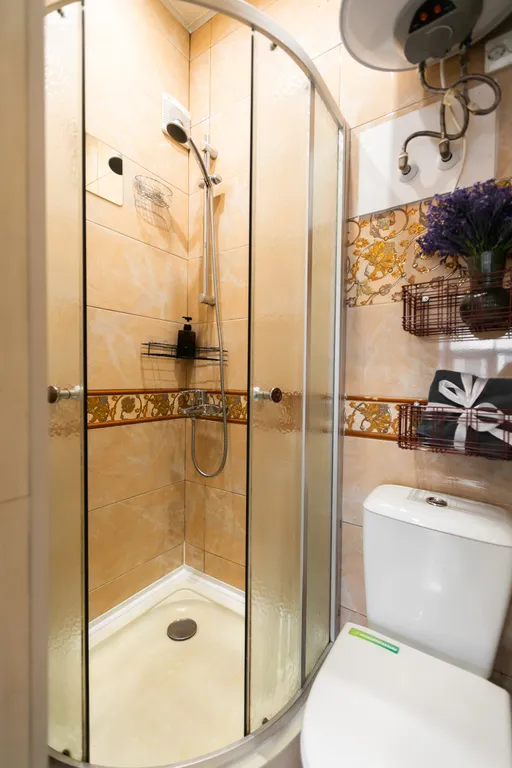 Рядом Невский, торговые центры, метро